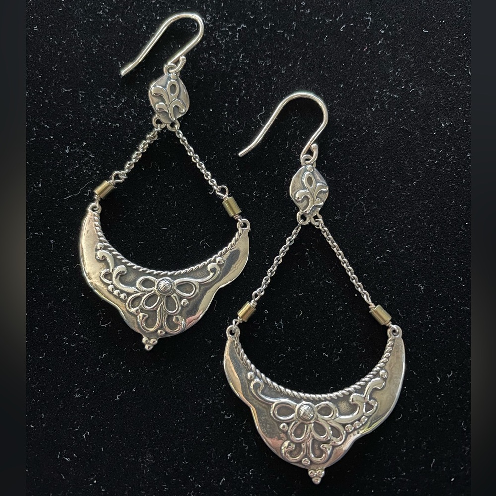 SOLD Silpada RARE Sterling Silver SWING OF THINGS Earrings W3152